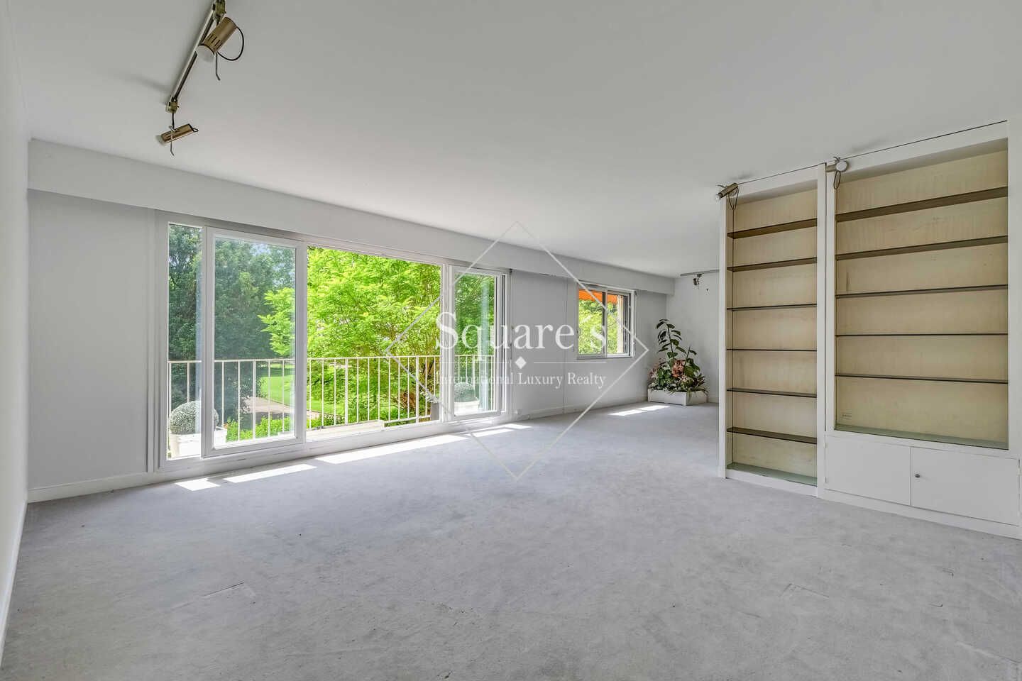 apartment 4 Rooms for sale on Neuilly-sur-Seine (92200)