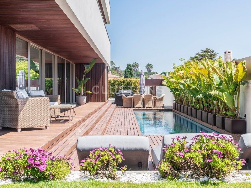 house 13 Rooms for sale on Cascais (2750)