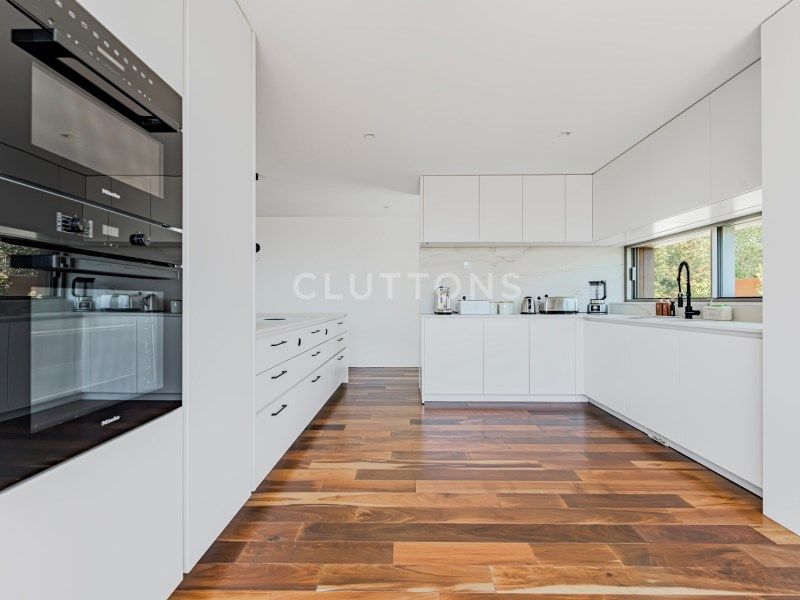 house 13 Rooms for sale on Cascais (2750)