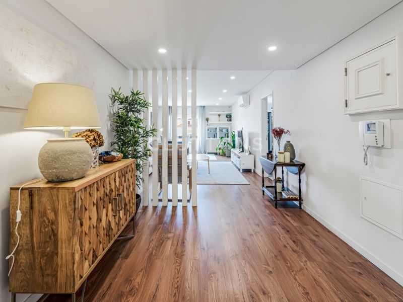 apartment 7 Rooms for sale on Lisboa (1500)