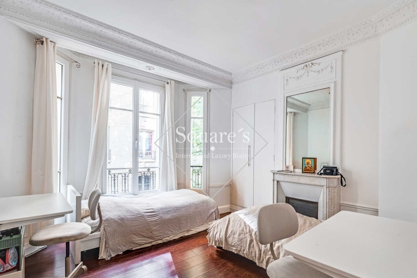 apartment 5 Rooms for sale on Paris 7ème (75007)