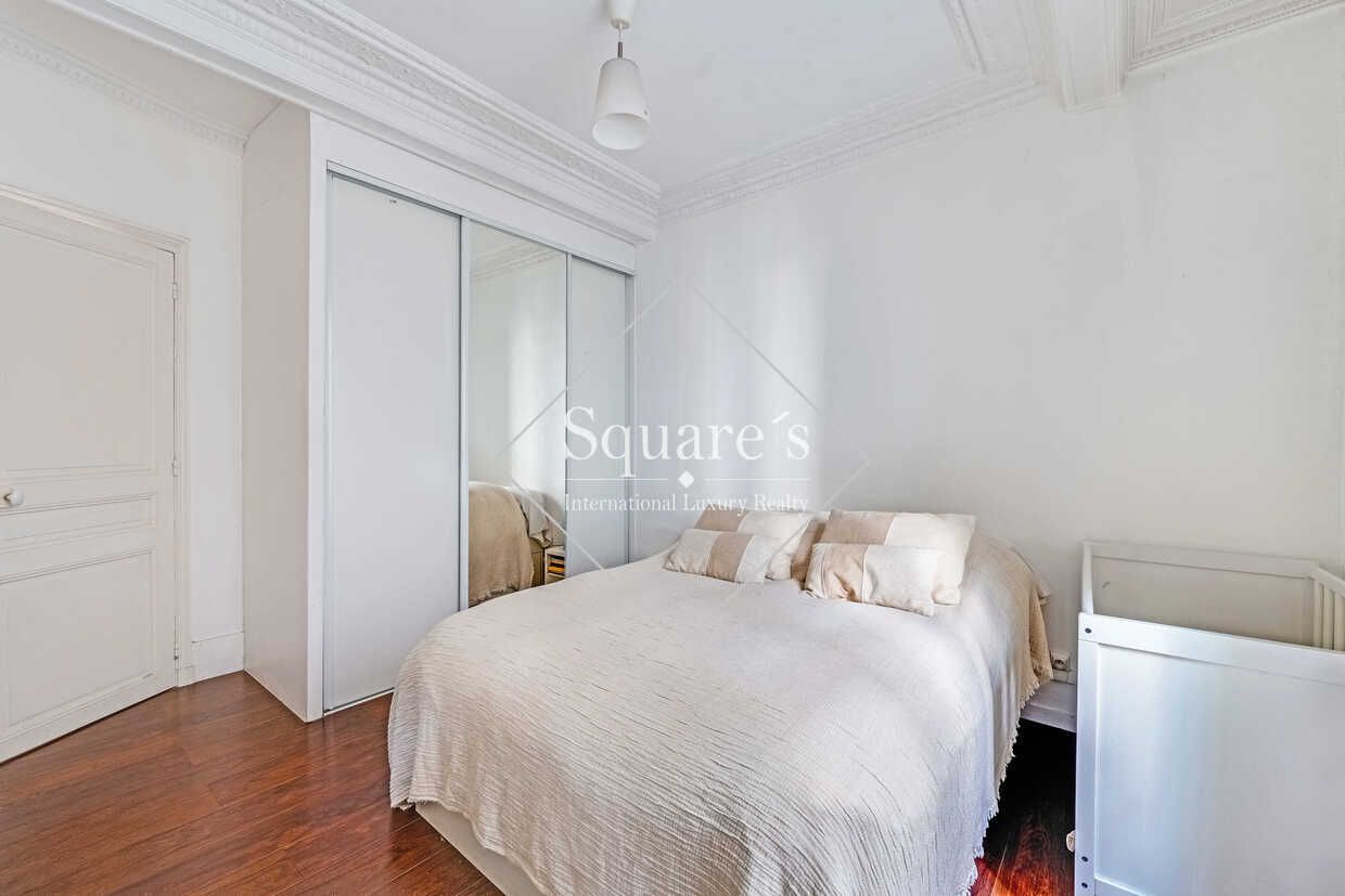 apartment 5 Rooms for sale on Paris 7ème (75007)