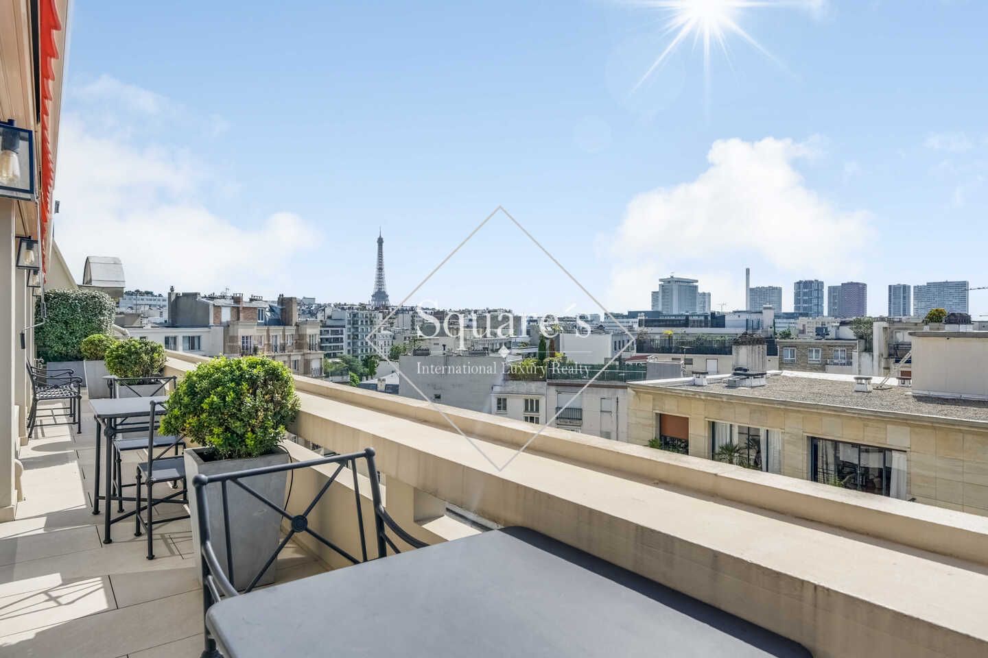 apartment 5 Rooms for sale on Paris 16ème (75016)