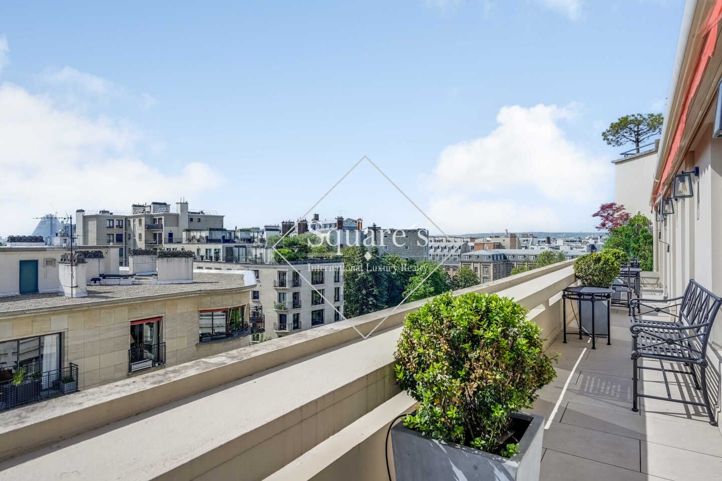 apartment 5 Rooms for sale on Paris 16ème (75016)