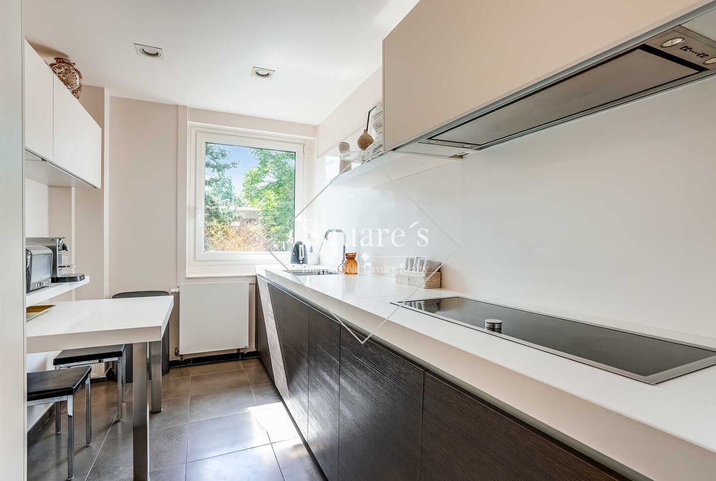 apartment 3 Rooms for sale on Neuilly-sur-Seine (92200)