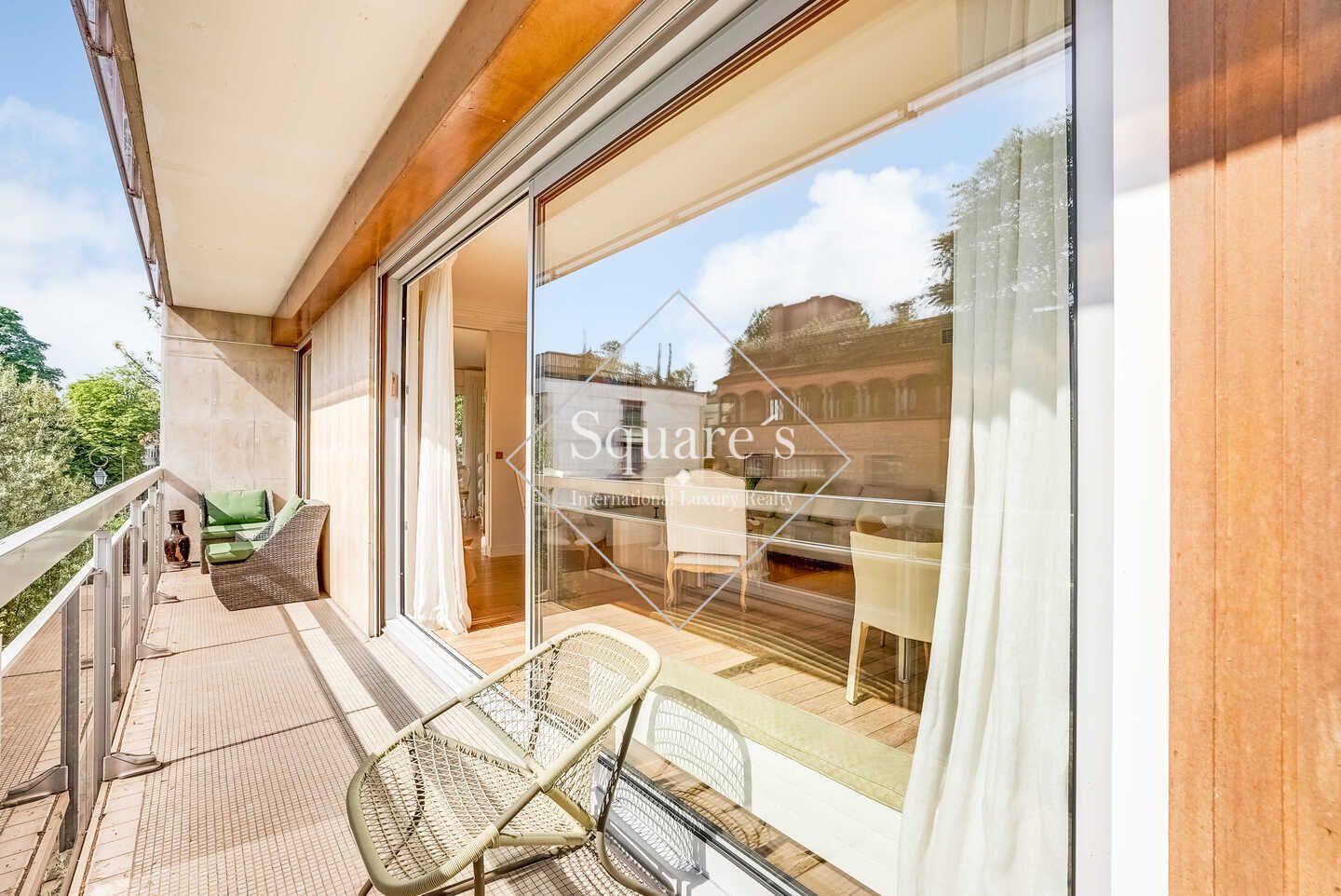 apartment 3 Rooms for sale on Neuilly-sur-Seine (92200)