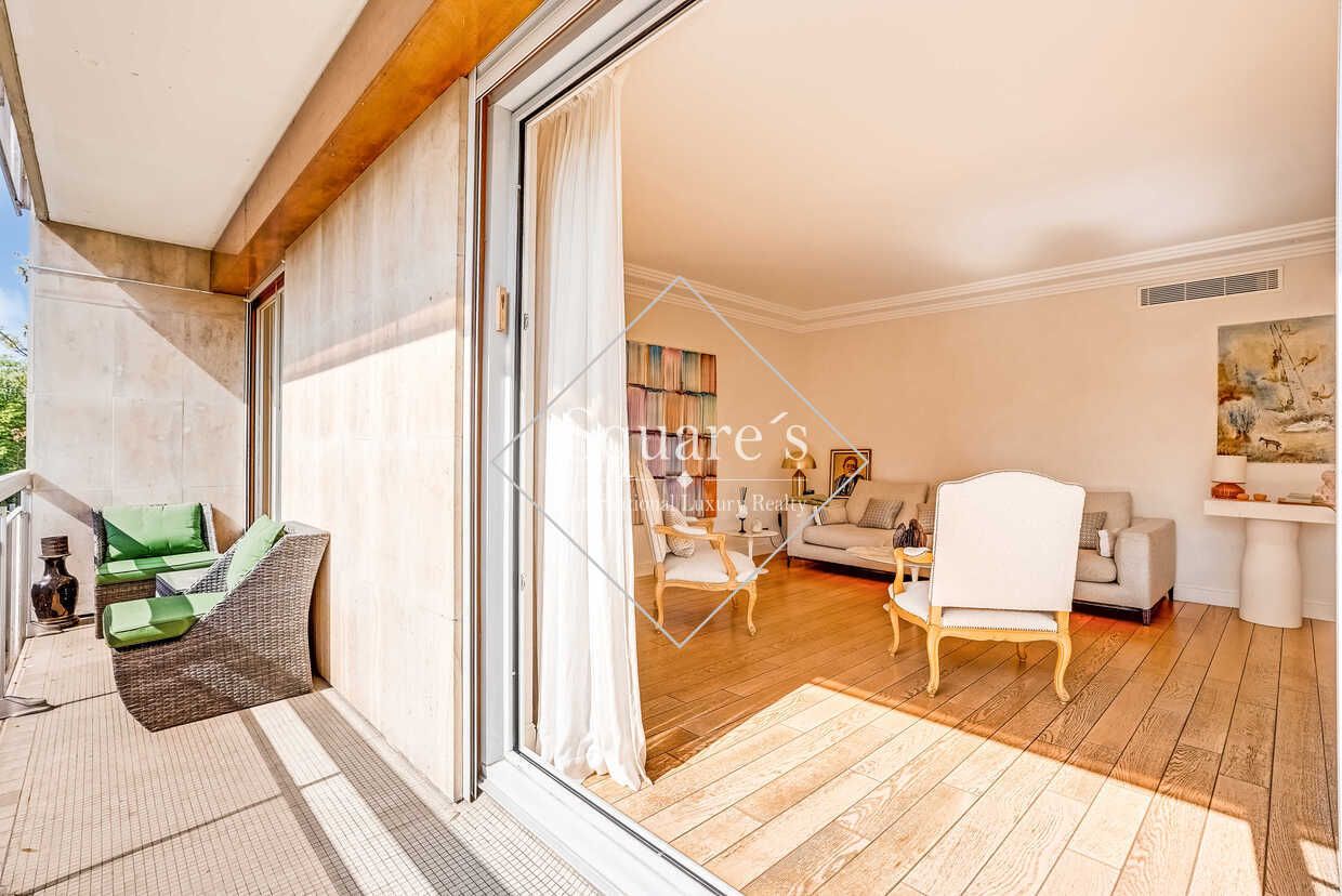 apartment 3 Rooms for sale on Neuilly-sur-Seine (92200)