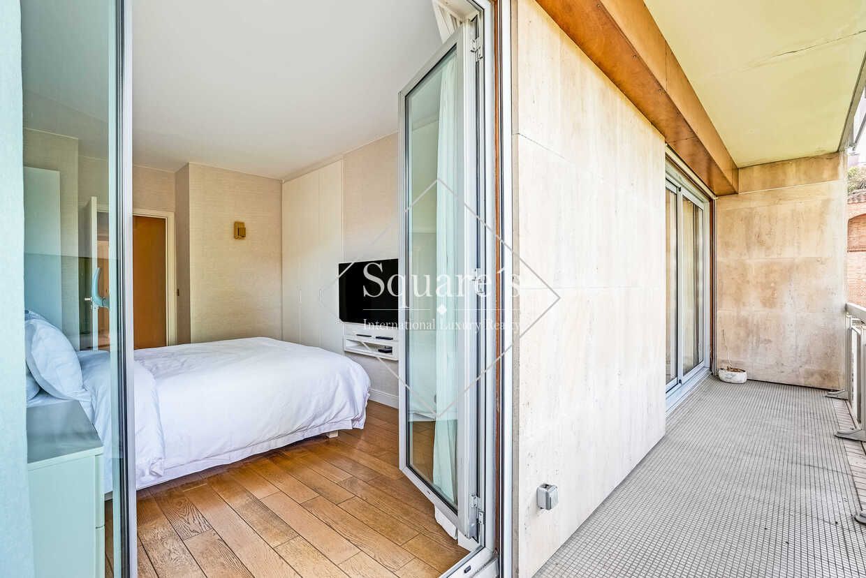apartment 3 Rooms for sale on Neuilly-sur-Seine (92200)