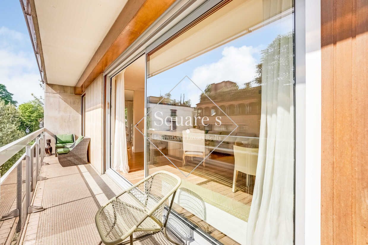 apartment 3 Rooms for sale on Neuilly-sur-Seine (92200)