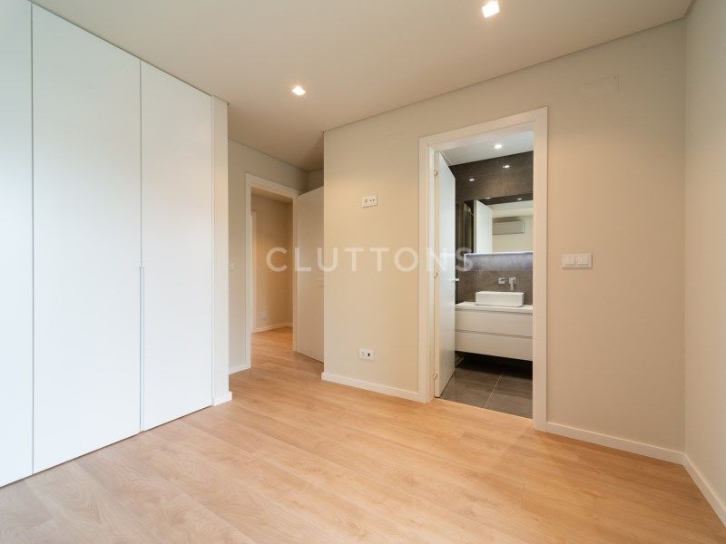 house 10 Rooms for sale on Cascais (2755)