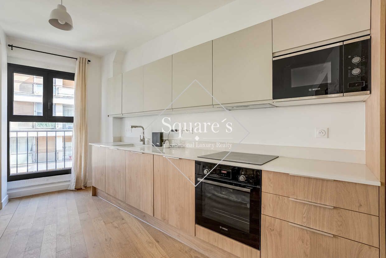 apartment 3 Rooms for sale on Paris 16ème (75016)
