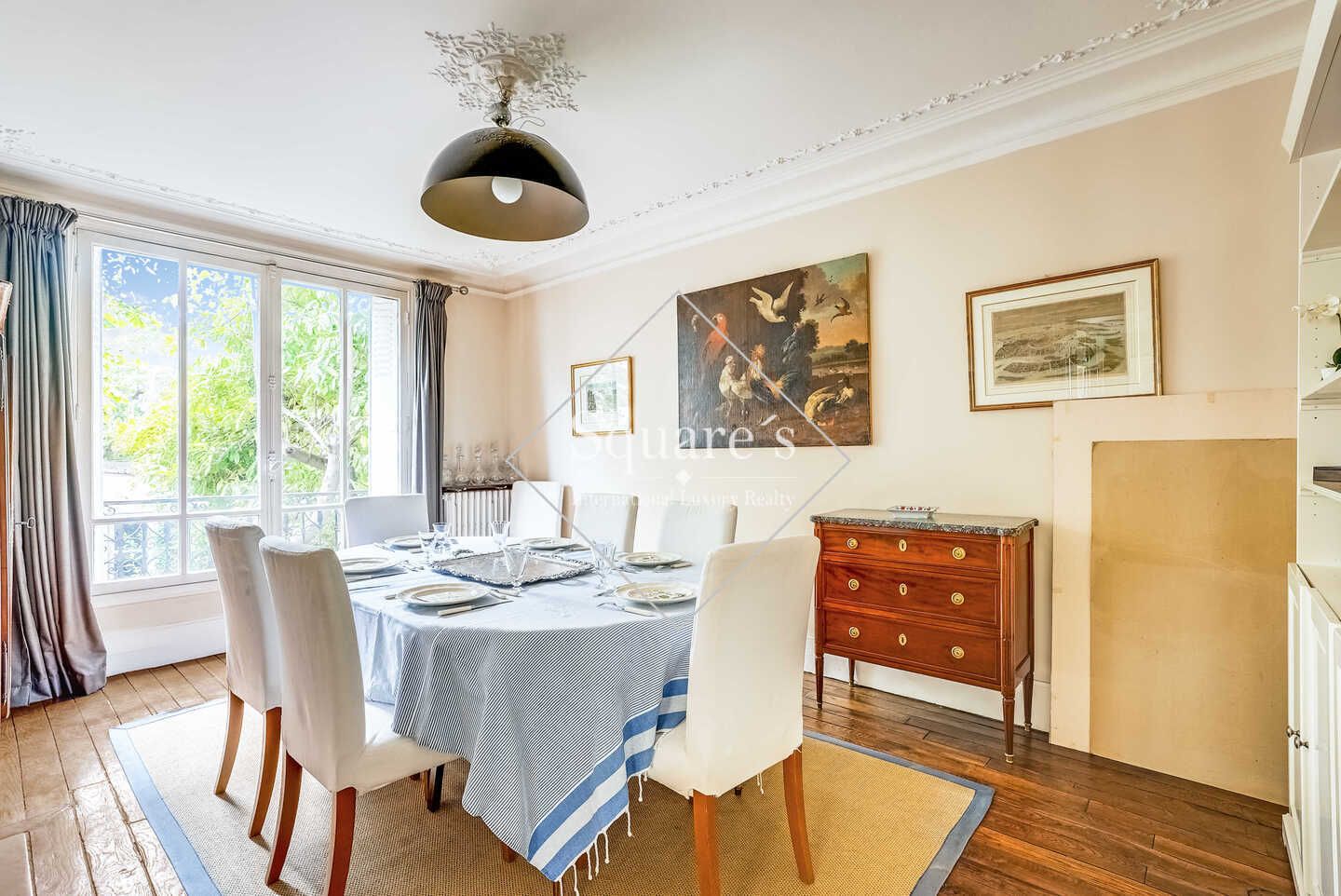house 9 Rooms for sale on Asnières (92600)