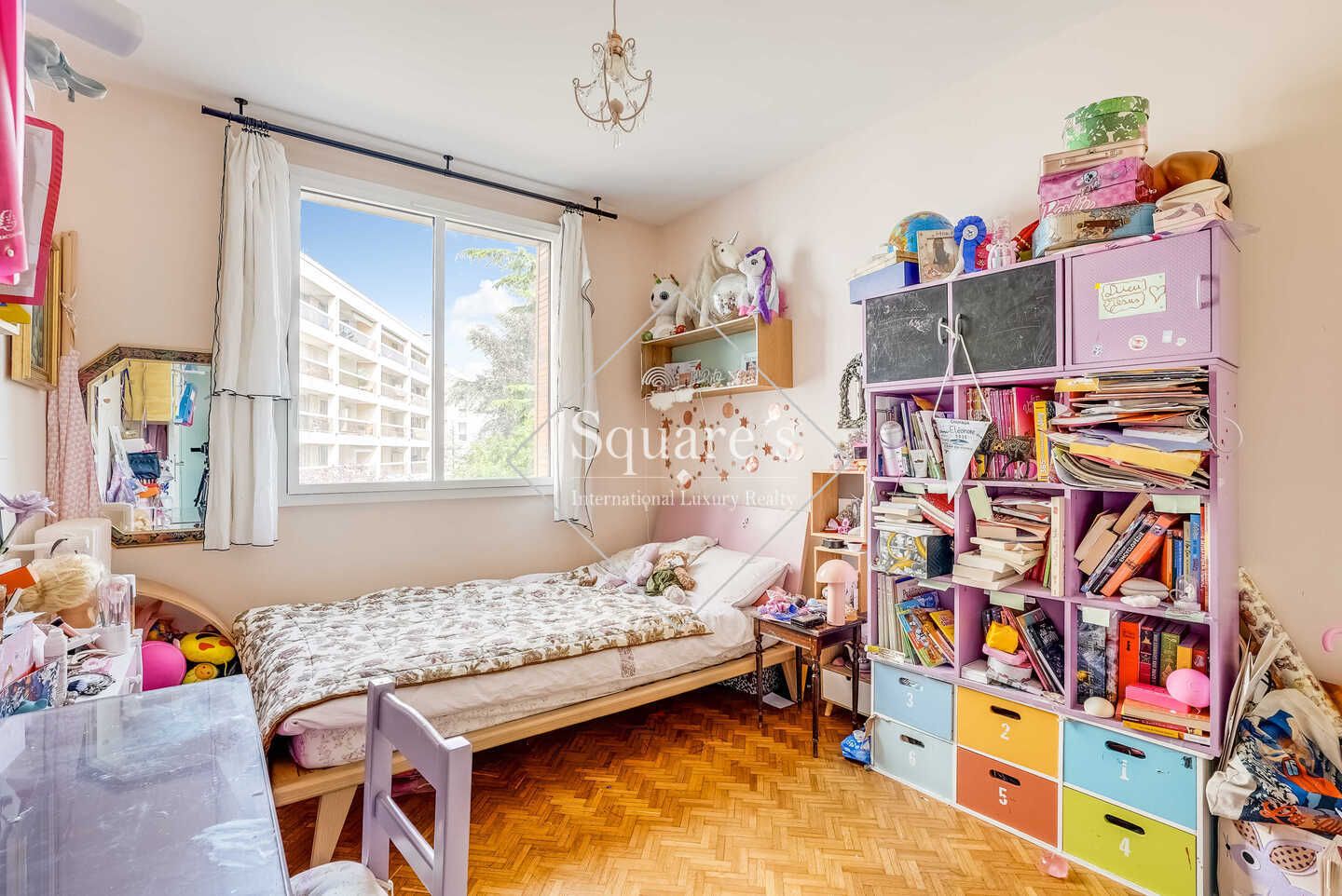 apartment 6 Rooms for sale on Neuilly-sur-Seine (92200)