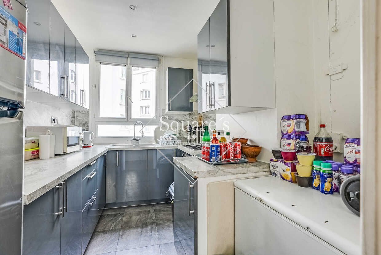 apartment 4 Rooms for sale on Paris 17ème (75017)