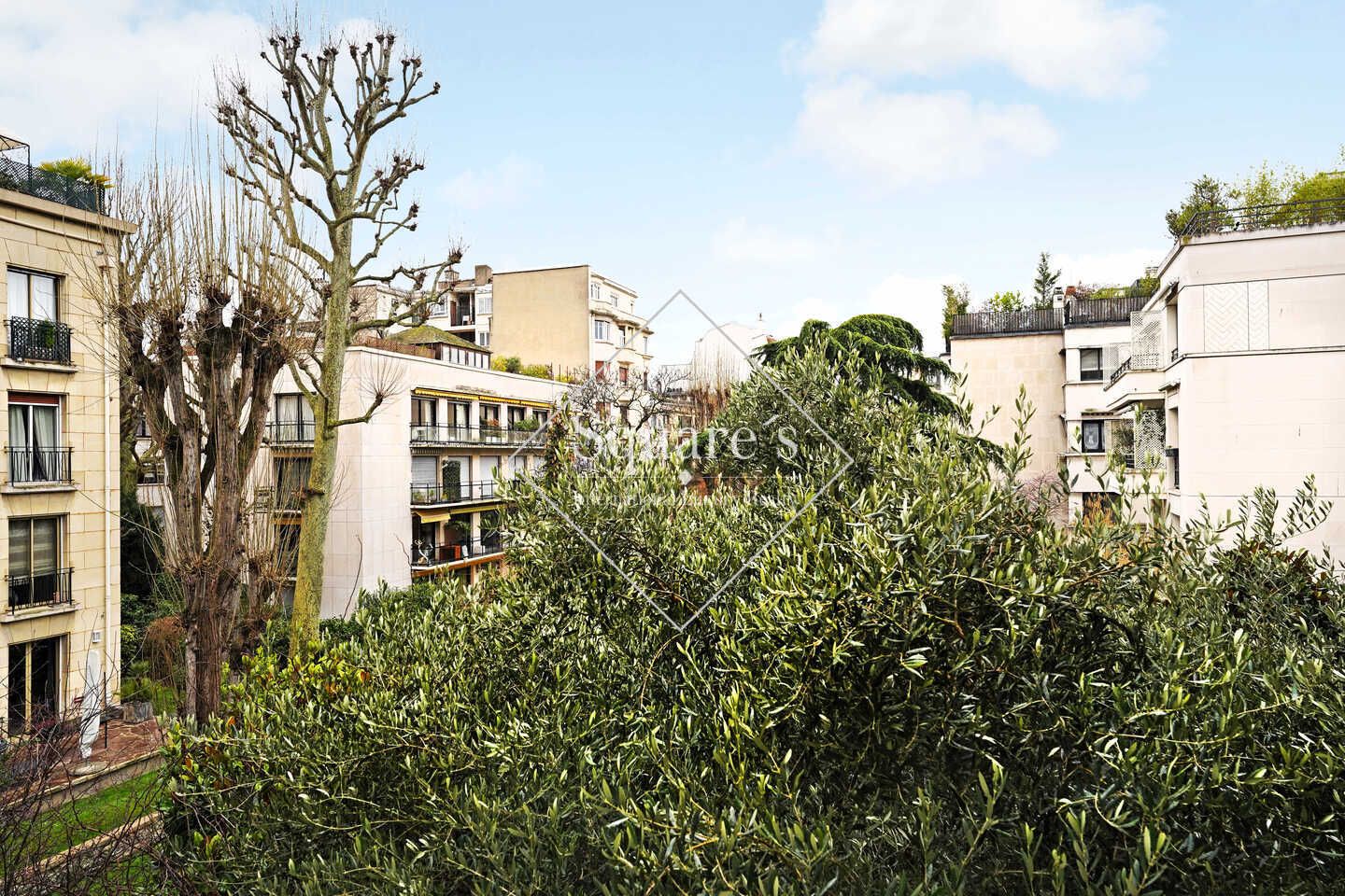 apartment 3 Rooms for sale on Neuilly-sur-Seine (92200)