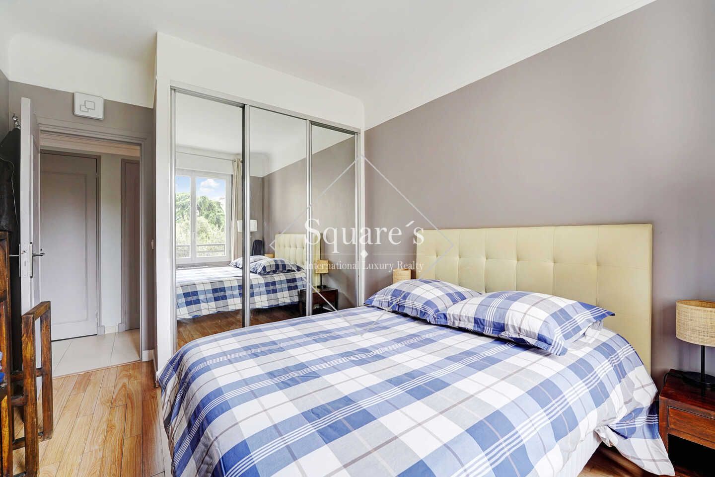 apartment 3 Rooms for sale on Neuilly-sur-Seine (92200)