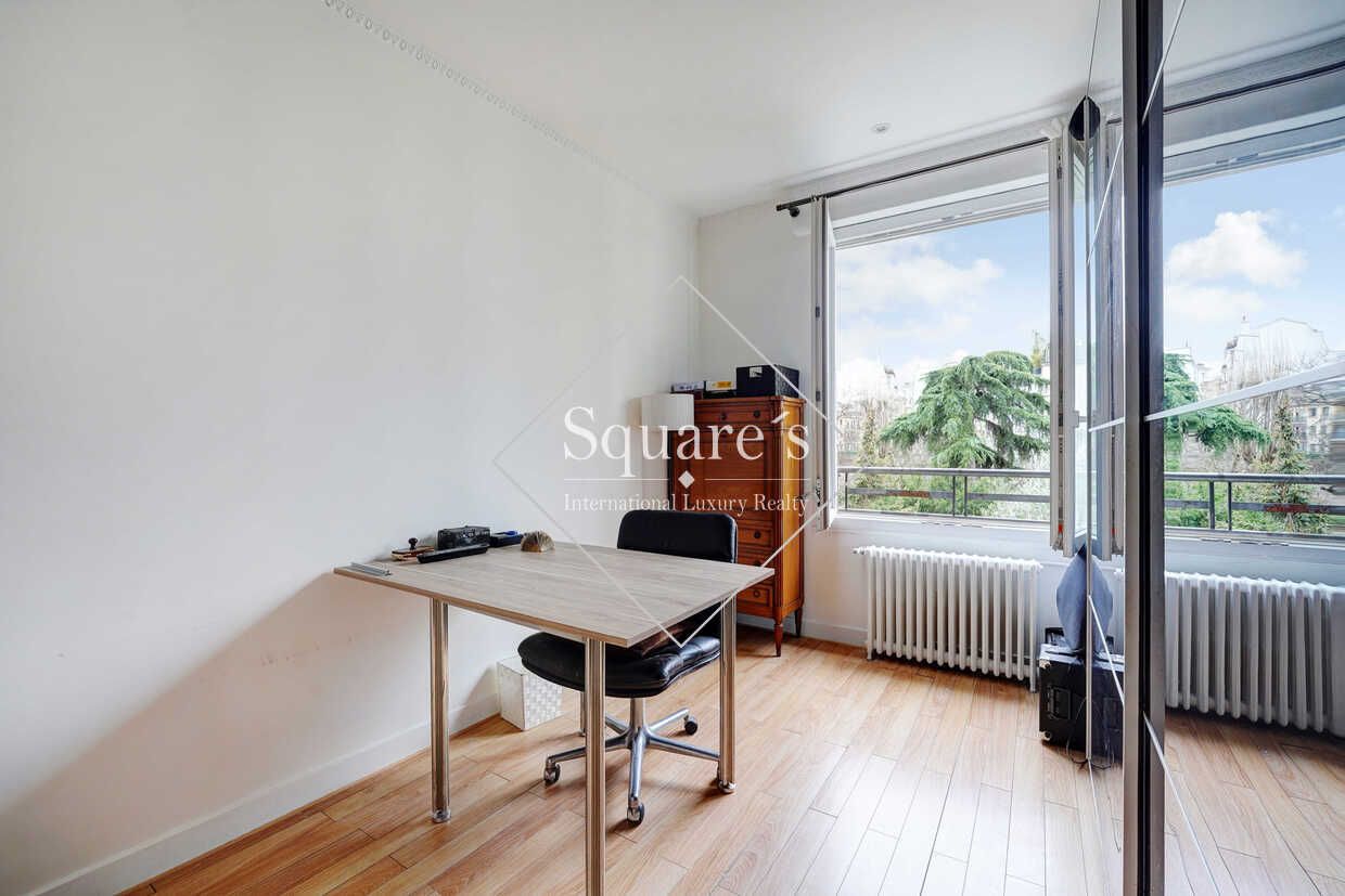 apartment 3 Rooms for sale on Neuilly-sur-Seine (92200)