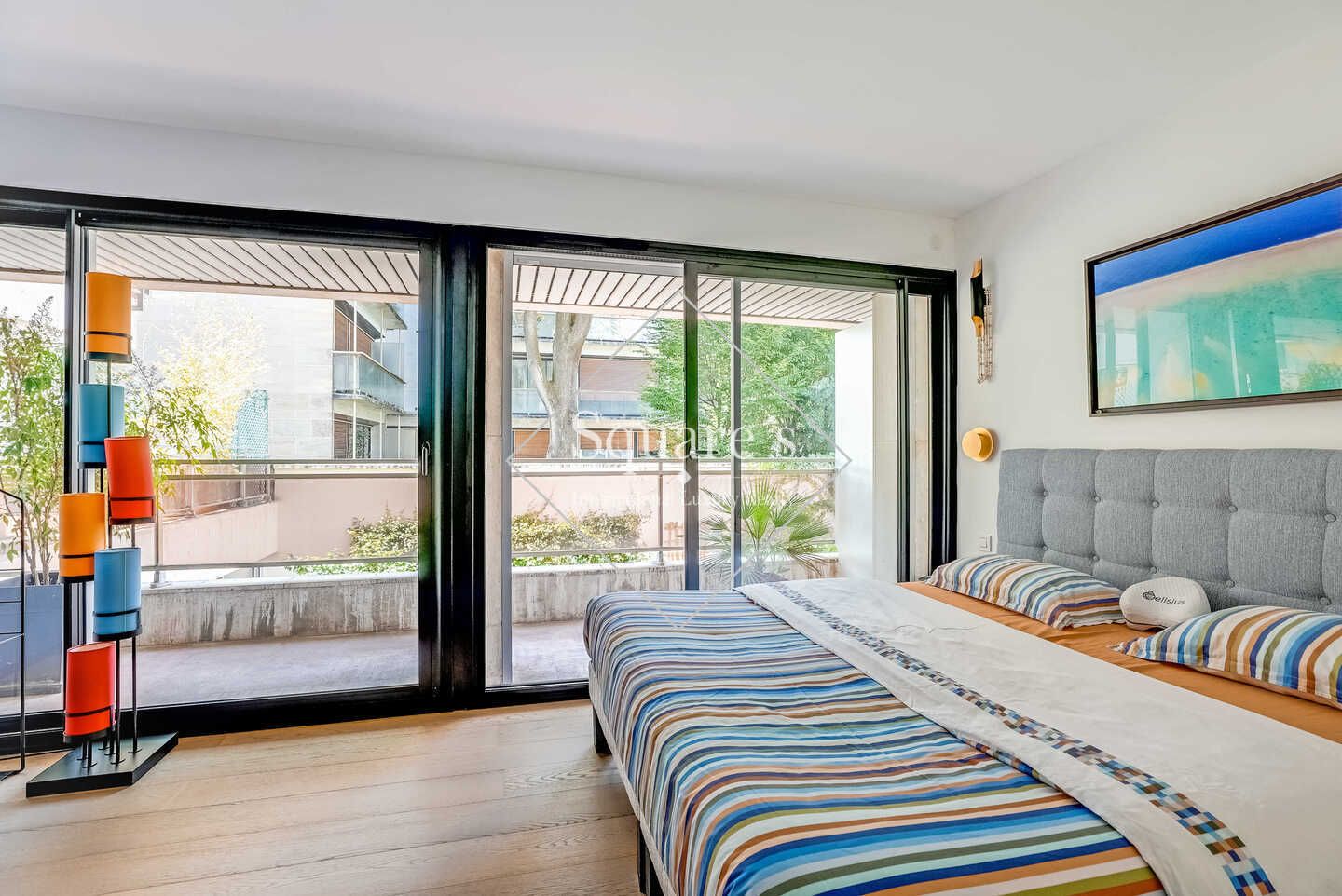 apartment 5 Rooms for sale on Neuilly-sur-Seine (92200)