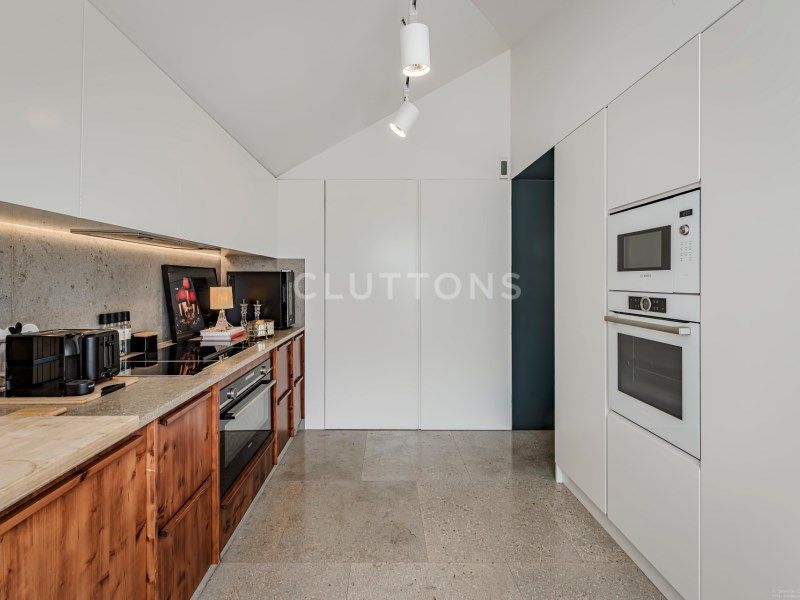 apartment 6 Rooms for sale on Lisboa (1050)