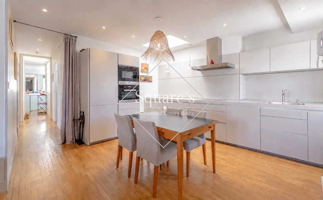 apartment 5 Rooms for sale on Paris 17ème (75017)