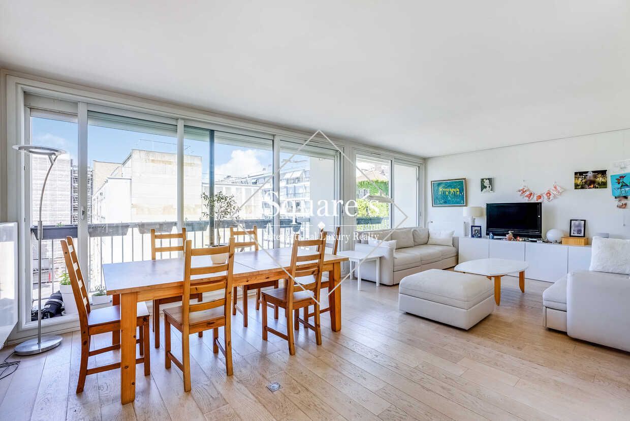 apartment 5 Rooms for sale on Neuilly-sur-Seine (92200)