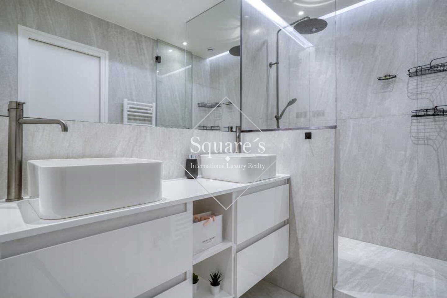 apartment 4 Rooms for sale on Paris 16ème (75016)