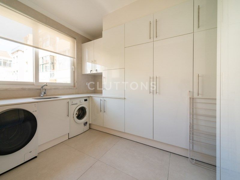 house 11 Rooms for sale on Lisboa (1350)