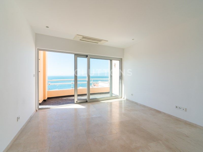 apartment 13 Rooms for sale on Cascais (2750)
