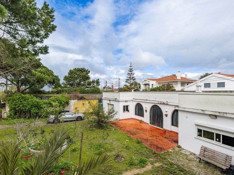 house 12 Rooms for sale on Almada (2825)