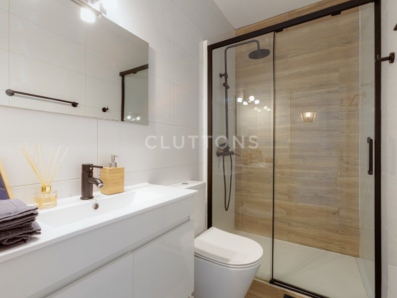 maison 15 Pièces en vente sur Lagos (8600)