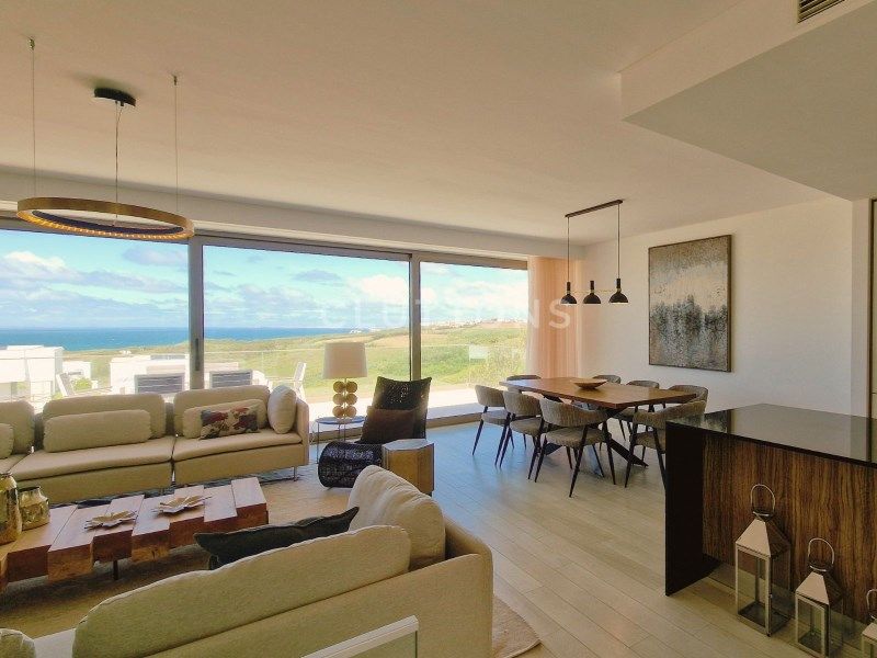 house 9 Rooms for sale on Lourinhã (2530)