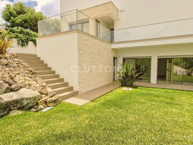 house 9 Rooms for sale on Lourinhã (2530)