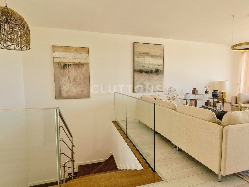 house 9 Rooms for sale on Lourinhã (2530)
