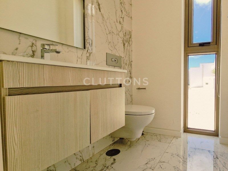 house 9 Rooms for sale on Lourinhã (2530)