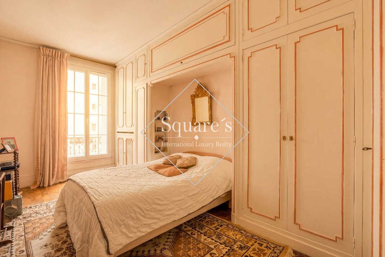 apartment 5 Rooms for sale on Paris 17ème (75017)