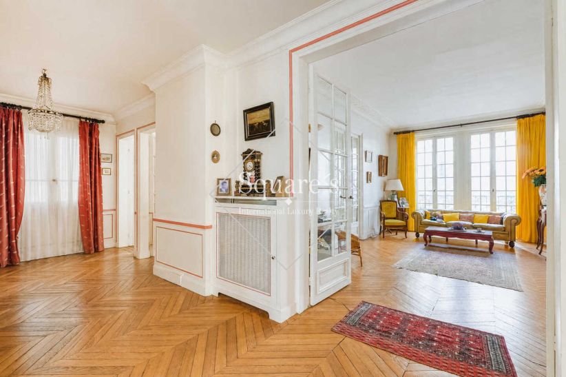 apartment 5 Rooms for sale on Paris 17ème (75017)