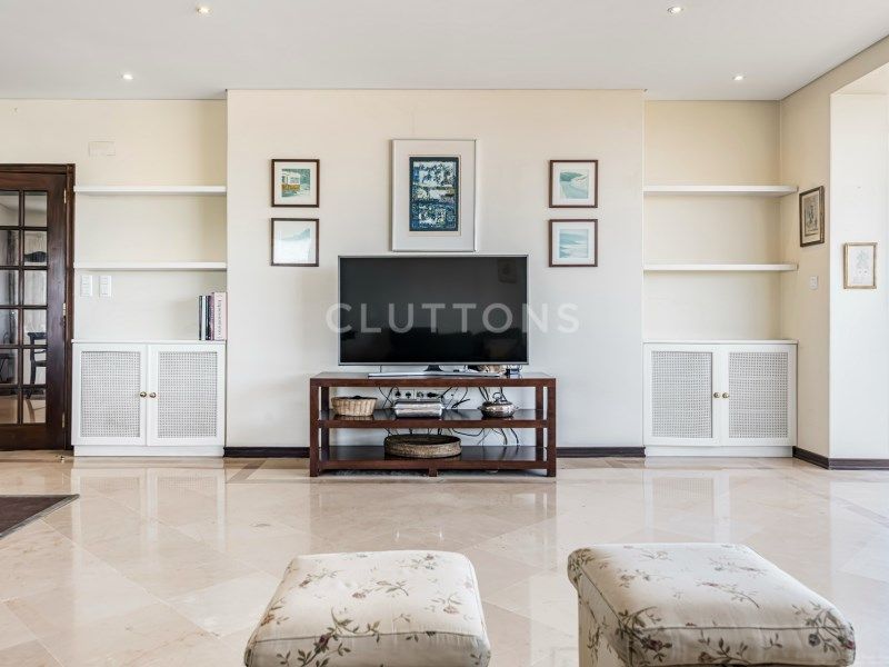 apartment 8 Rooms for sale on Lisboa (1400)