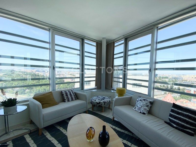 apartment 3 Rooms for sale on Lisboa (1070)