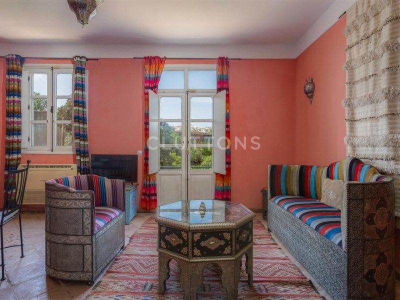 miscellaneous 18 Rooms for sale on Lagos (8600)