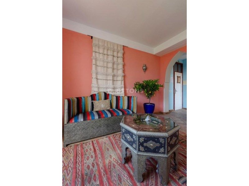 miscellaneous 18 Rooms for sale on Lagos (8600)