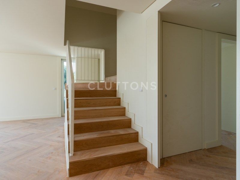 apartment 7 Rooms for sale on Lisboa (1300)