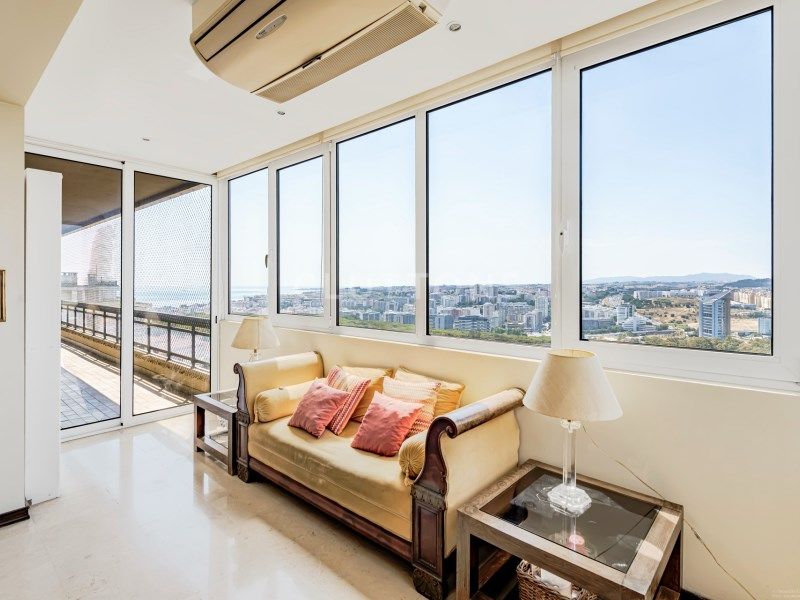 apartment 8 Rooms for sale on Lisboa (1400)