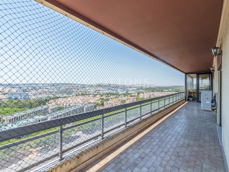 apartment 8 Rooms for sale on Lisboa (1400)
