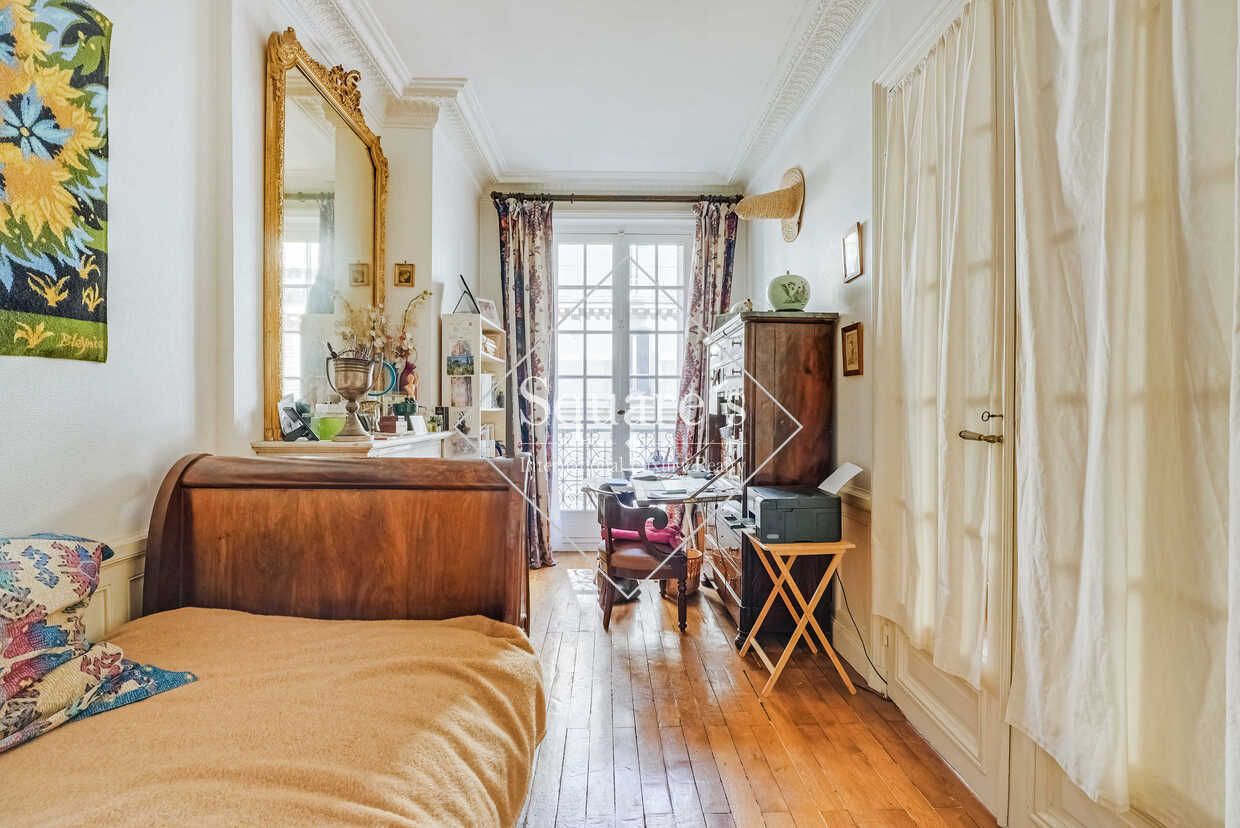 apartment 5 Rooms for sale on Paris 17ème (75017)