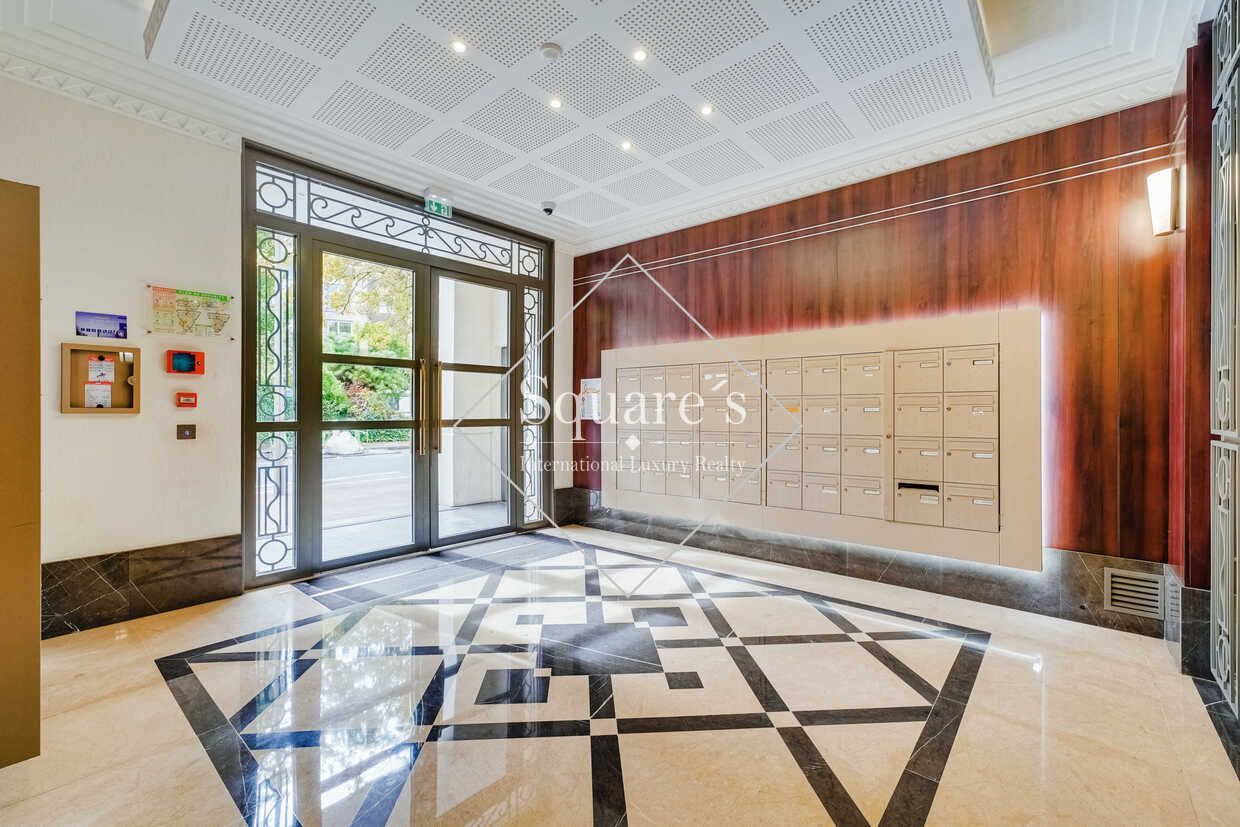 apartment 4 Rooms for sale on Suresnes (92150)