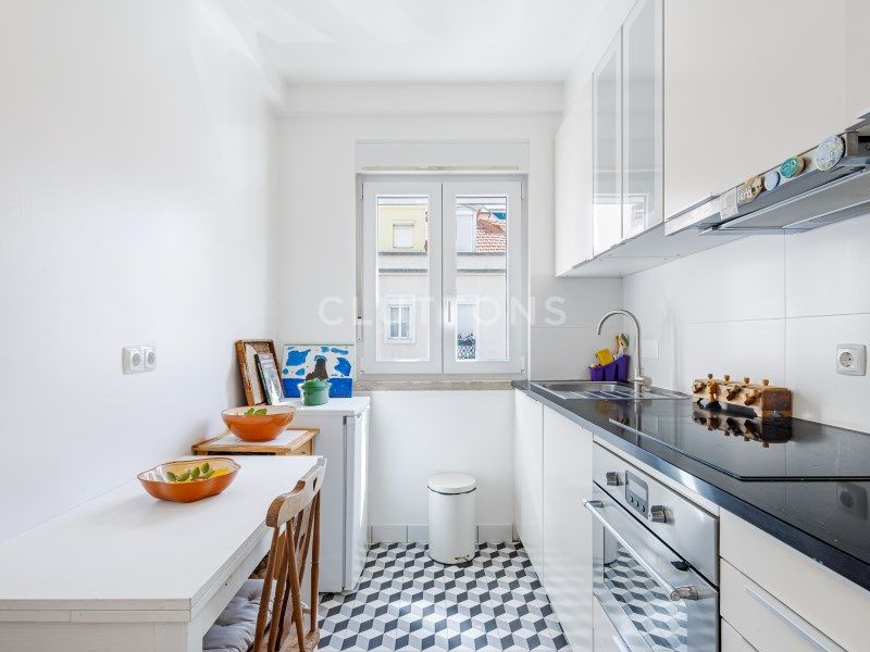 apartment 3 Rooms for sale on Lisboa (1350)