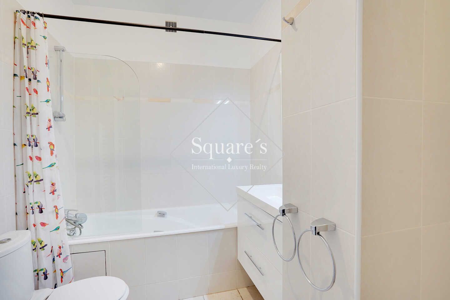 apartment 7 Rooms for rent on Neuilly-sur-Seine (92200)