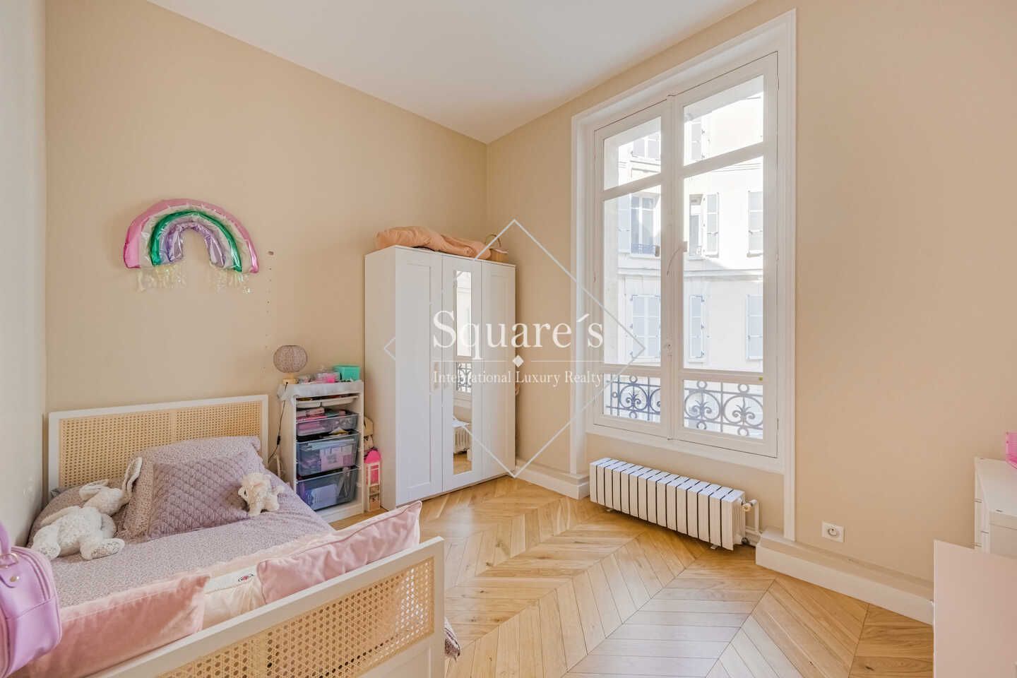 apartment 6 Rooms for sale on Paris 16ème (75016)