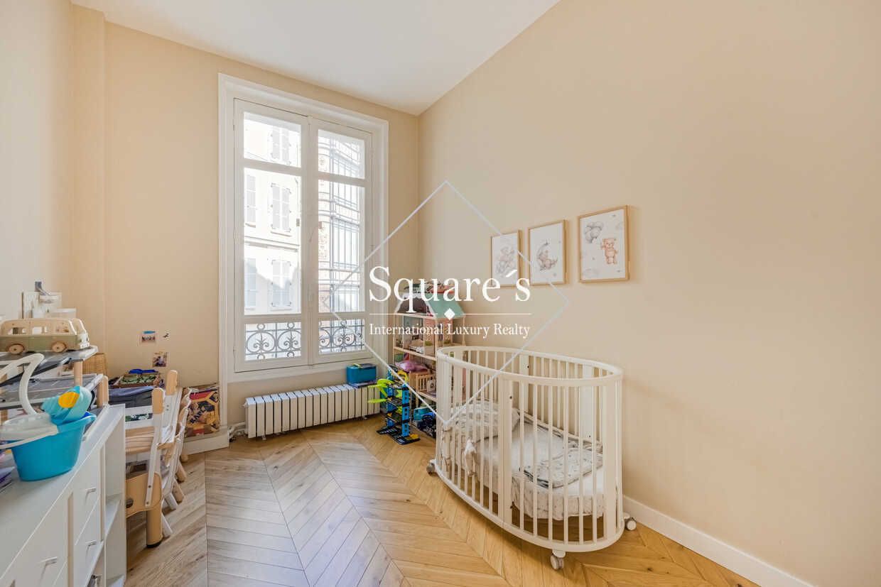 apartment 6 Rooms for sale on Paris 16ème (75016)