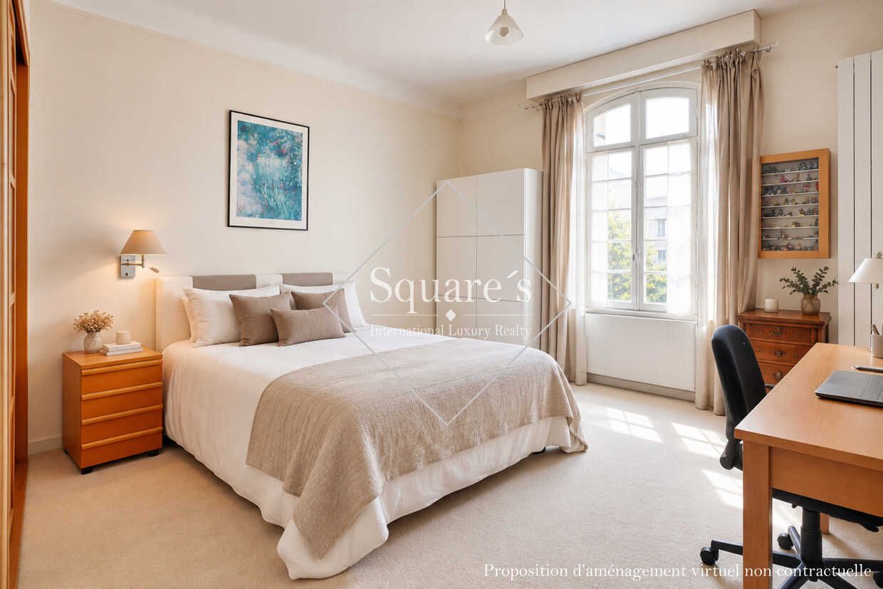 mansion (hôtel particulier) 7 Rooms for sale on Neuilly-sur-Seine (92200)